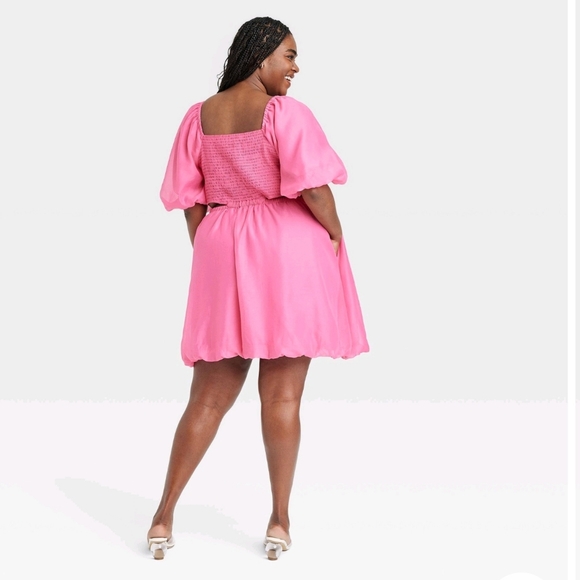 Women's Pink Cut Out Dress - Picture 5 of 16